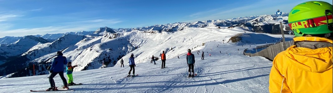 Mit dem richtigen Versicherungsschutz im Gepäck wird der Skiurlaub sorgenfrei.