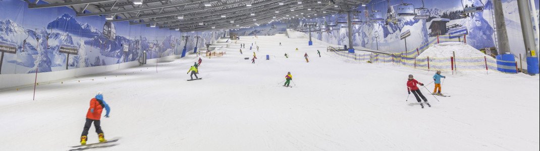 Auch im Sommer täglich geöffnet: die Skihalle in Neuss.