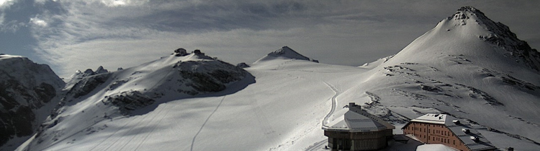 Blick auf die Pisten am Stilfser Joch (Webcam).