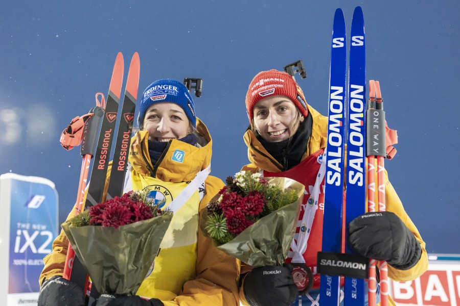 Deutschland erneut auf dem Podest: Franziska Preuß auf Platz 2 und Vanessa Voigt auf Platz 3.