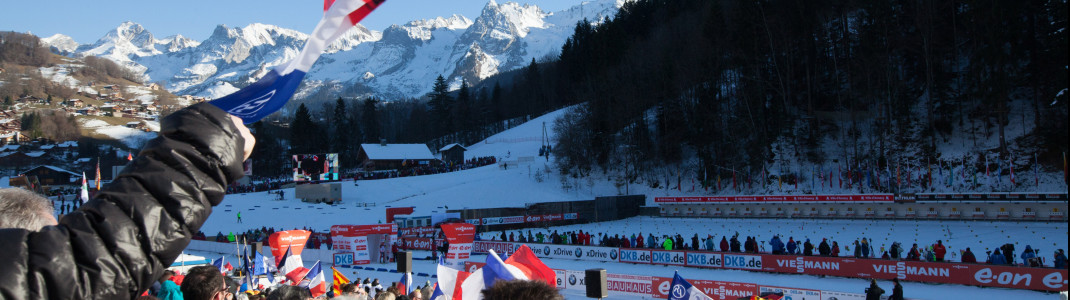 Auch Zuschauer dürfen mit 3G-Nachweis mit Weltcup in Le Grand Bornand mit dabei sein.