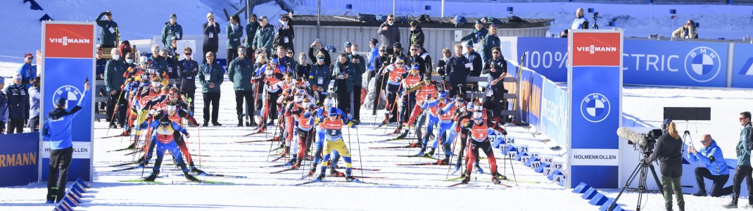 Spannung pur bei den Massenstarts, wenn 30 Biathleten gleichzeitig starten.