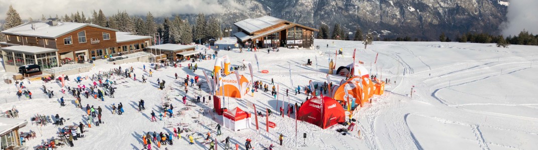 Begeisterte Familien beim Migros Ski Day am Flumserberg