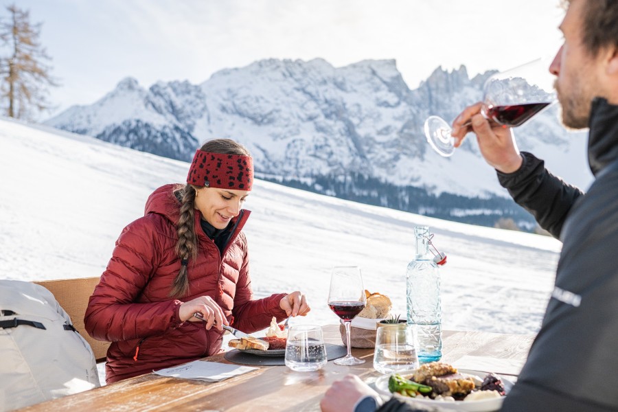 Genieße die regionalen Köstlichkeiten im Eggental.