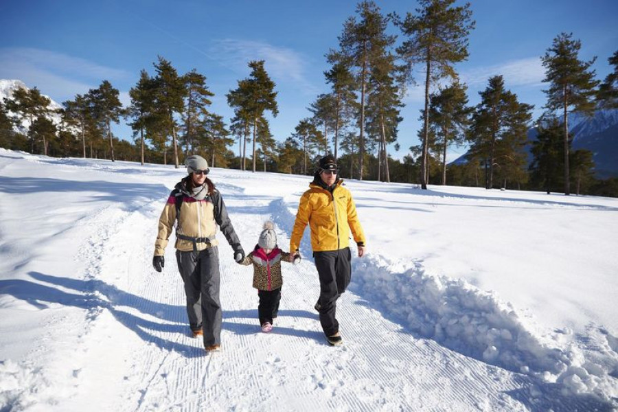 Das Winterwanderprogramm bietet abwechslungsreiche Touren für die ganze Familie.