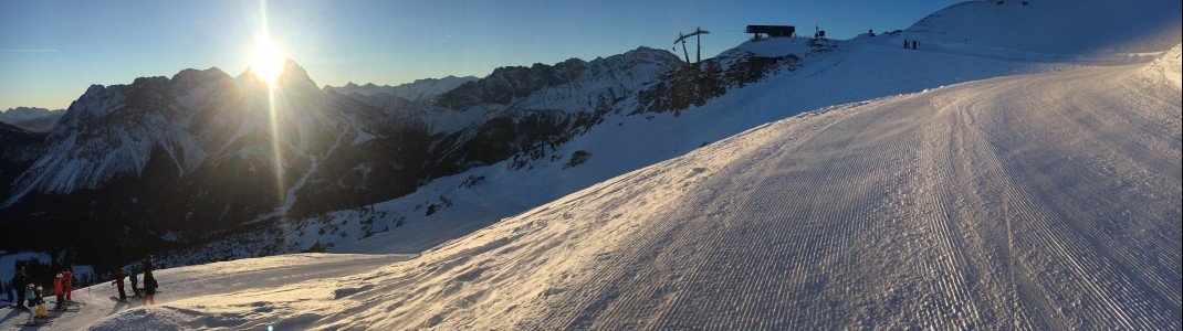 Sonnenaufgang auf 2000 Metern in der Tiroler Zugspitz Arena
