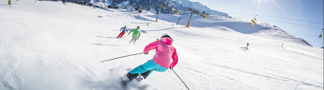 Rund 70 Pistenkilometer im Skigebiet sind blau und rot markiert.
