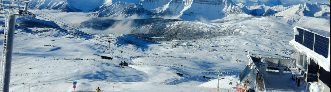 Sonnenschein, perfekte Pisten und die kanadischen Rockys vor Augen - das ist Skifahren in Sunshine Village (Alberta)