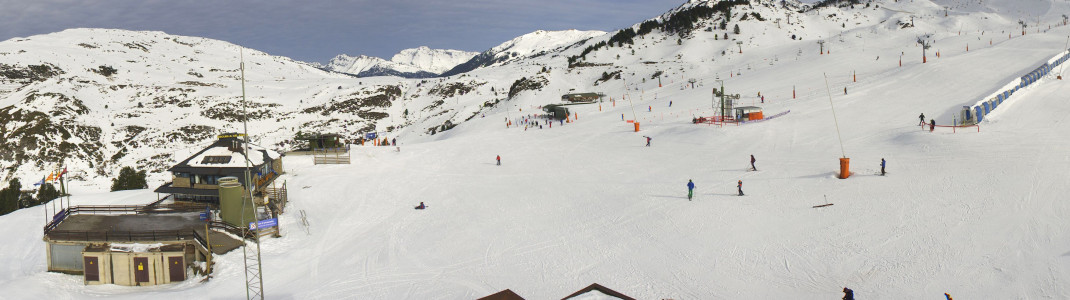 Die ersten Skigebiete in Spanien sind bereits geöffnet, wie hier Baqueira Beret.