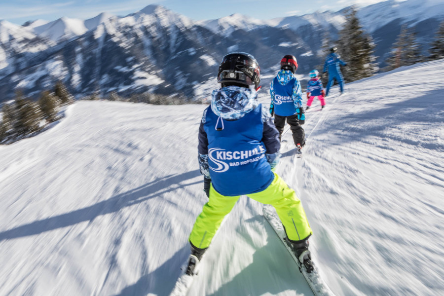 Kleine Pistenflöhe sind im Skigebiet Dorfgastein bestens aufgehoben.