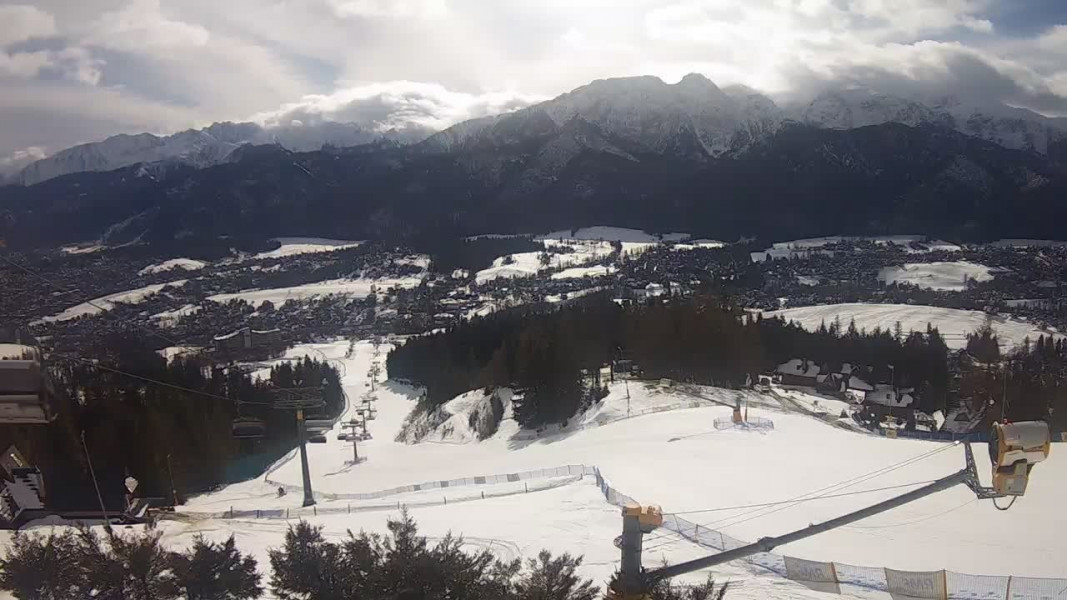 Auch in Zakopane laufen ab 12. Februar wieder die Lifte für Skifahrer.