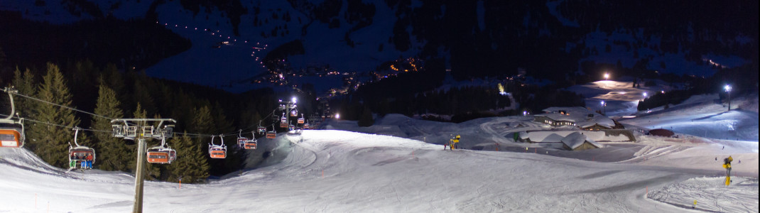 An Silvester ist die Piste am Stätzertäli-Lift beleuchtet.