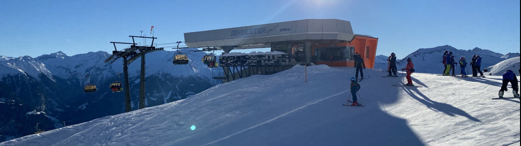 Sendleiten 4-Pack lift: Carving fans will find beautiful red slopes here!