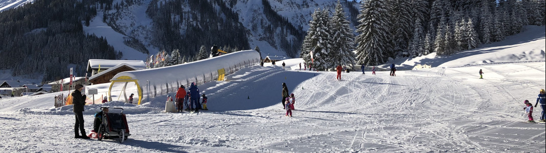 In Bobo's Kids Club, kids learn the ABCs of winter sports.