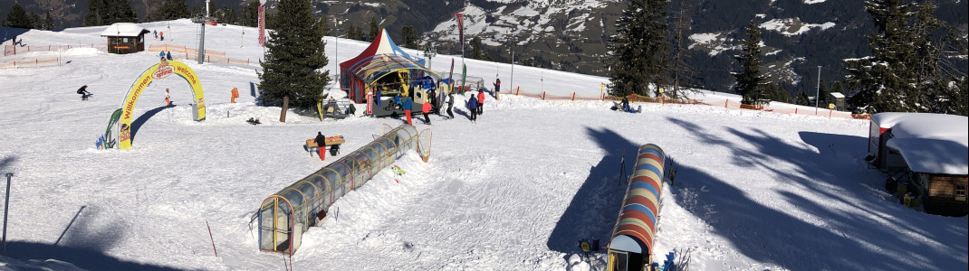 The kids' area is located next to the central station in Hochzillertal.
