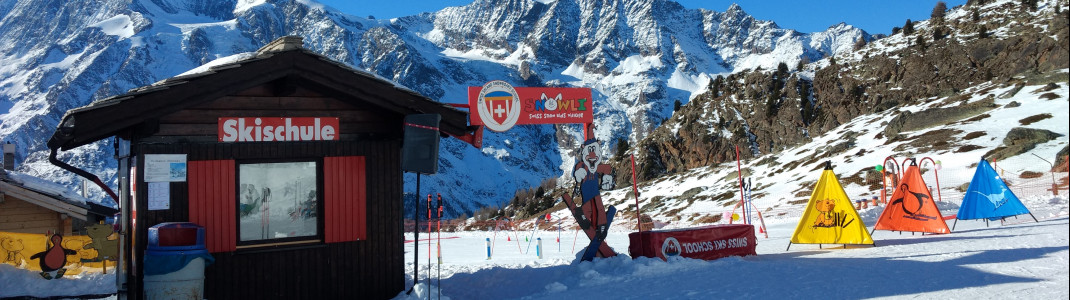 The ski school offers lesson even for the youngest kids.
