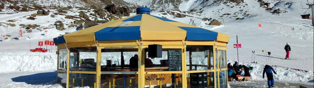 Umbrella bar at Kreuzboden