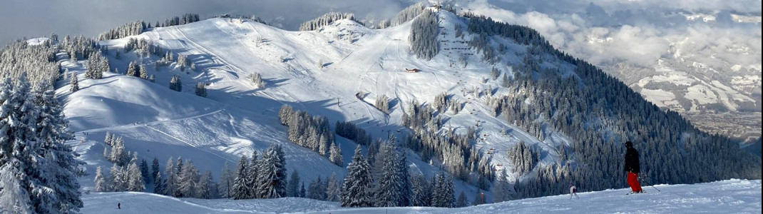 Modern snow cannons guarantee enough snow on the slopes.