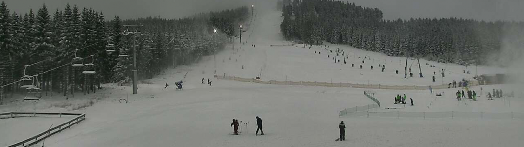 Blick auf die FIS-Abfahrt Hexenritt im Skigebiet Braunlage Wurmberg im Harz (5. Januar 2017)