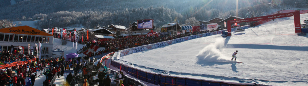 Gefahren wird auf der Kandahar-Piste im Skigebiet Les Houches.