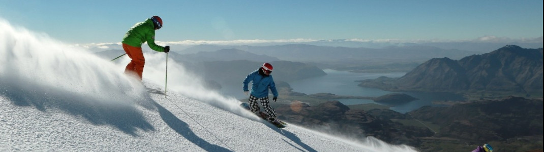 Skifahren in Treble Cone mit traumhaftem Ausblick.