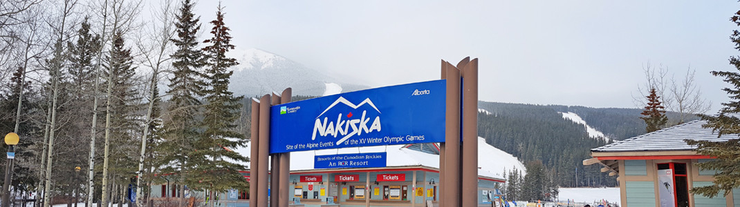 Der Eingangsbereich in Nakiska, Kananaskis Country, Alberta, Kanada