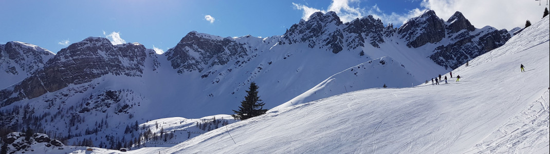 Bestens präparierte Pisten und ein traumhaftes Panorama warten in Ladurns.