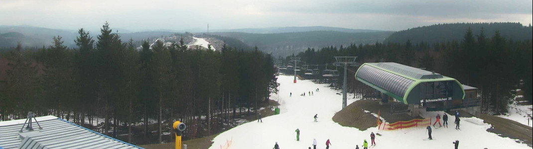 Rund 10 Lifte sind weiterhin täglich in Winterberg geöffnet.