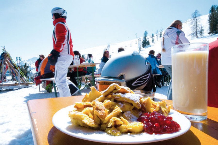 Die perfekte Stärkung für einen langen Skitag: selbst gemachter Kaiserschmarrn.