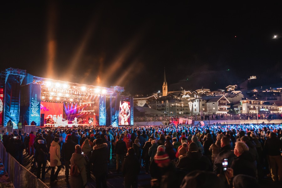 Es warten vier unvergessliche Konzert-Highlights auf dich.
