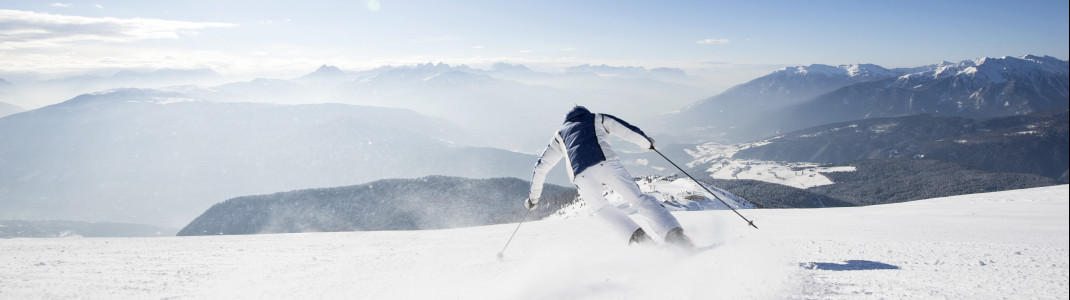 Sonnige breite Pisten machen das Skigebiet zum Geheimtipp für einen unvergesslichen Urlaub.