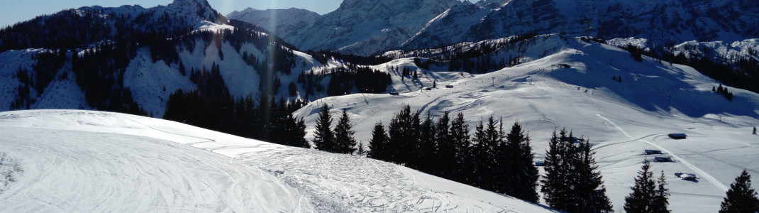 Das Familienskigebiet der Almenwelt Lofer liegt inmitten eines herrlichen Alpenpanoramas