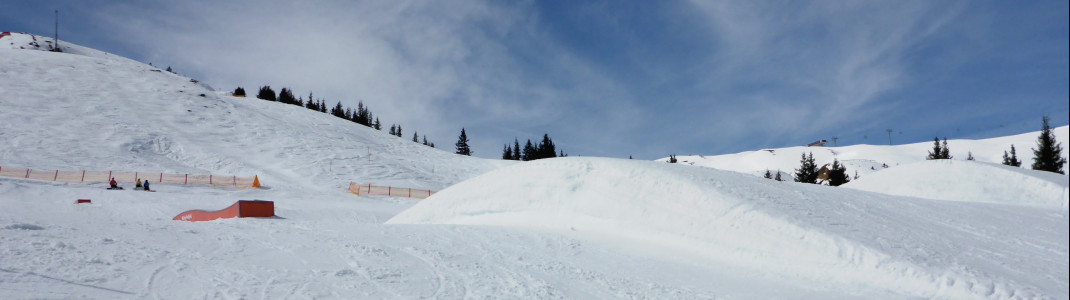 Der Snowpark von Kitzbühel bietet Lines mit unterschiedlicher Schwierigkeit