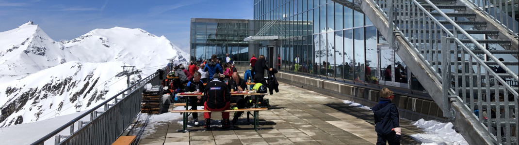 Die Eissee-Terrasse befindet sich auf der Südseite des Restaurants.