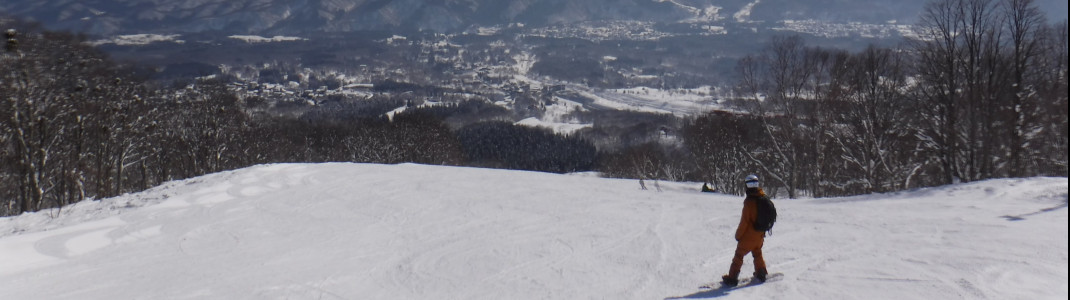 Myoko Kogen lockt mit günstigen Tageskarten und guten Familienangeboten.