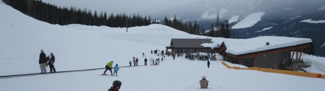 Anfa&#776;ngerpiste "Little Bit" neben dem Zauberteppich bei der Mid-Mountain Lodge!