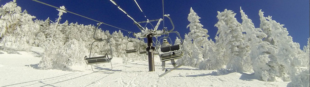 Auf dem Mt Yokote findet man die typischen "Schneemonster", eingeschneite Bäume.