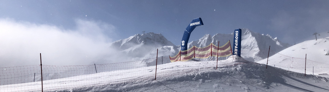 Der Snowpark am Giggijoch liegt direkt an den Sesselbahnen Hainbachkar und Silberbrünnl.