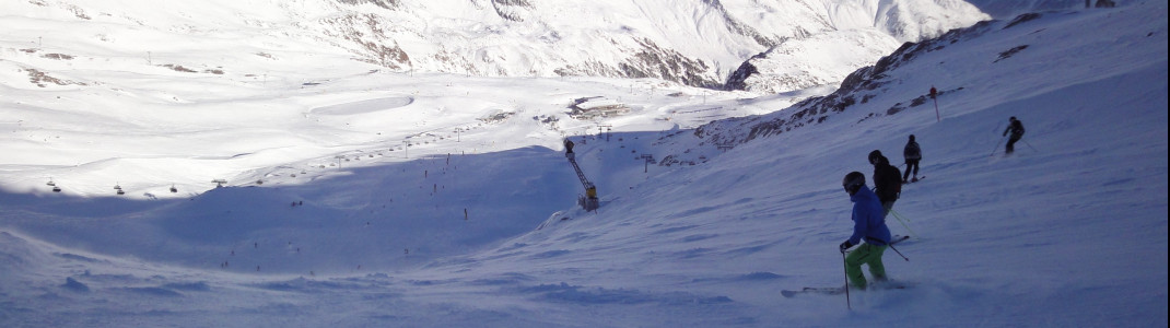 Abfahrt auf der roten Piste "Eisjochzunge (1b)"