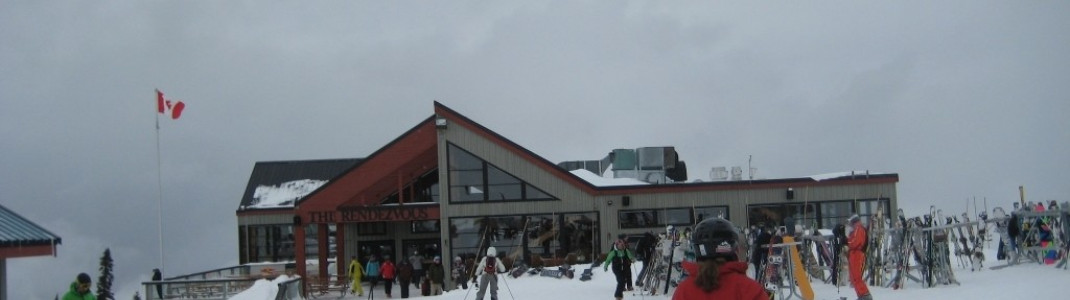 Rendezvous Lodge an der Peak2Peak Station in Blackcomb!