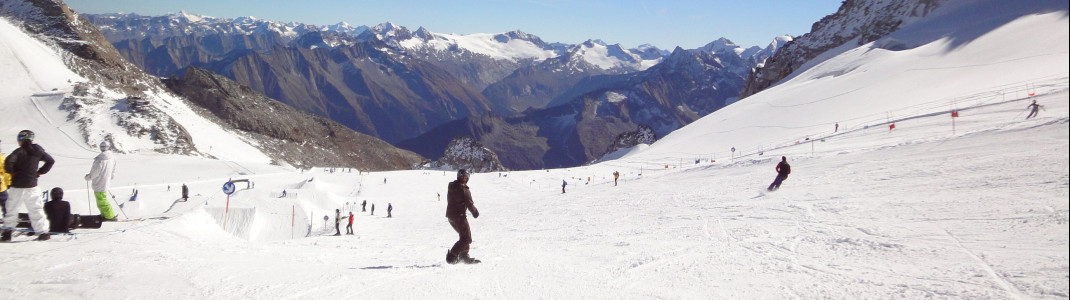 Bis zu 20 Pistenkilometer sind im Sommer am Hintertuxer Gletscher in Österreich geöffnet.