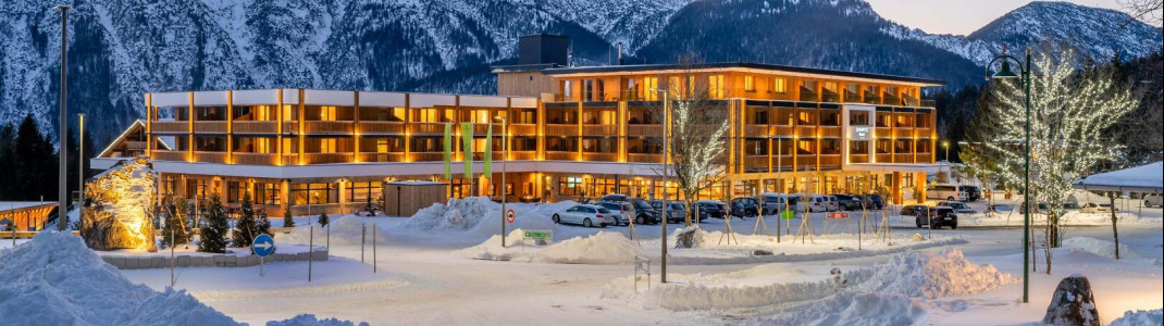 Unter allen Teilnehmern wird unter anderem eine Reise ins Zugspitz Resort in Ehrwald verlost.