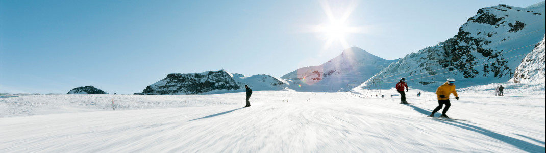 Mit der WinterCARD winken dir fünf Monate Skivergnügen zum unschlagbaren Preis.