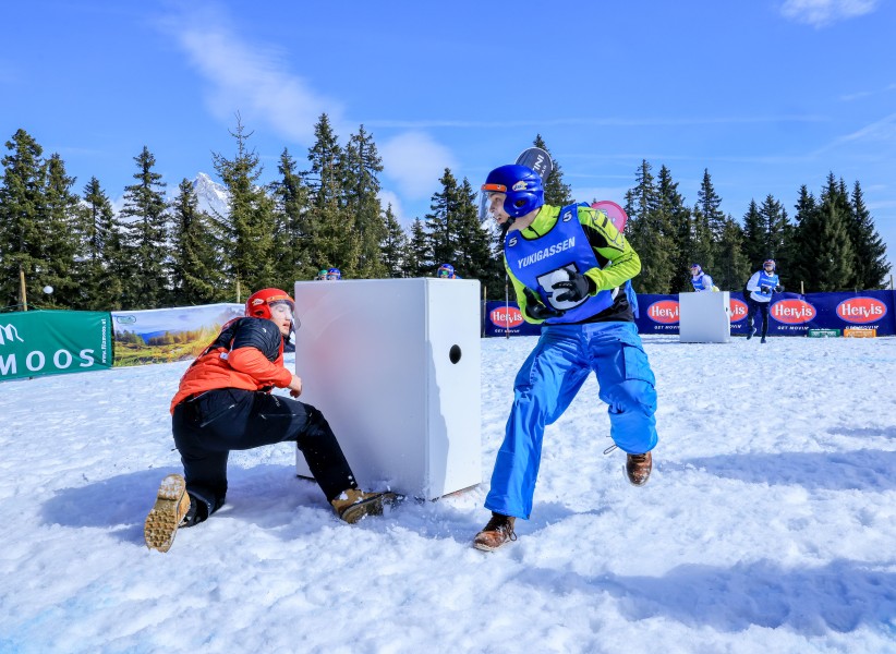 Gemeinsam mit dem Weltverband und internationalen Partnern arbeitet man daran, Yukigassen als Disziplin bei den Olympischen Winterspielen zu etablieren.