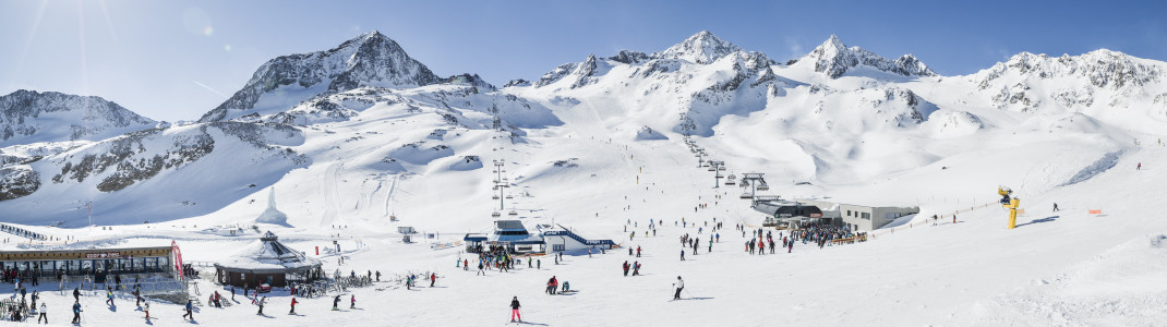 Der Stubaier Gletscher bietet bereits zum Saisonstart hervorragende Pistenverhältnisse