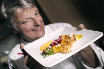 Gourmet Hotel