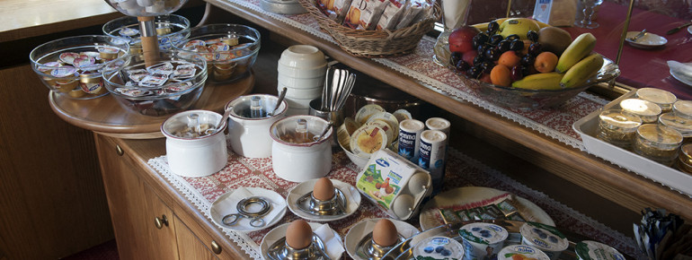 Buffet Breakfast