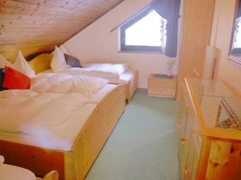 Family Bedroom - Apartment Speiereck