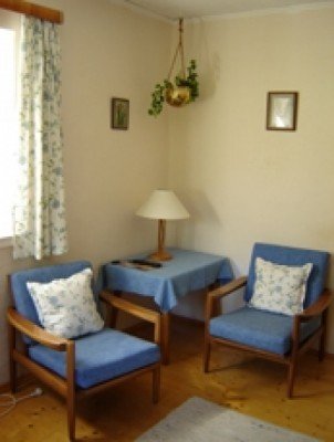 Reading / television room