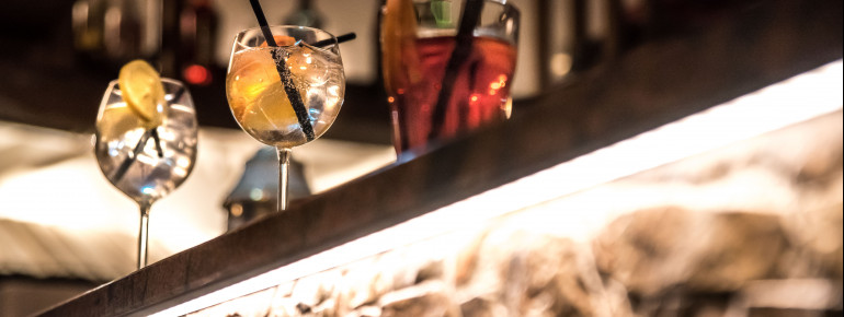 evening bar